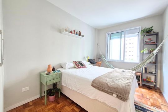 Quarto de apartamento à venda com 1 quarto, 55m² em Aclimação, São Paulo