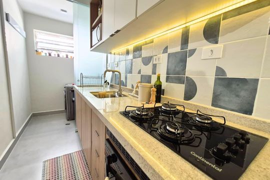 Cozinha de apartamento à venda com 1 quarto, 55m² em Aclimação, São Paulo