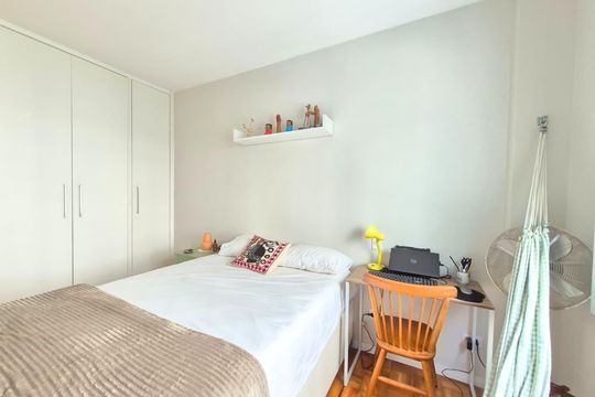 Quarto de apartamento à venda com 1 quarto, 55m² em Aclimação, São Paulo