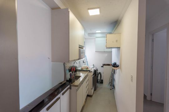 Cozinha de apartamento à venda com 2 quartos, 43m² em Jardim Garcia, Campinas