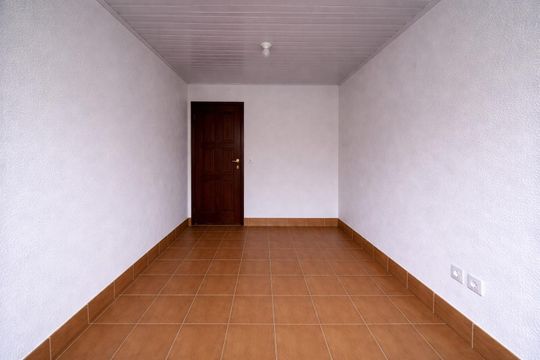Quarto 2 de casa à venda com 3 quartos, 110m² em Estalagem, Viamão