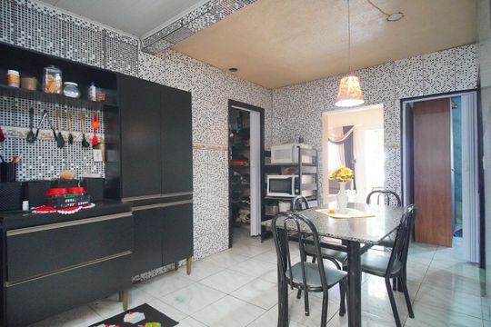 Cozinha de casa para alugar com 2 quartos, 140m² em Santos Dumont, São Leopoldo
