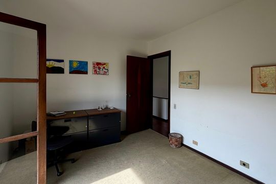 Casa à venda com 4 quartos, 290m² em Butantã, São Paulo