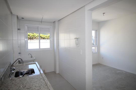 Cozinha de apartamento à venda com 2 quartos, 67m² em Bom Jesus, Porto Alegre