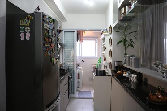Cozinha de apartamento para alugar com 2 quartos, 70m² em Parque Industrial Tomas Edson, São Paulo