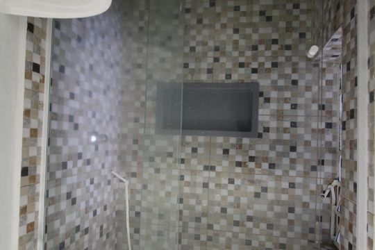 Casa para alugar com 1 quarto, 42m² em Parque Albina, Taboão da Serra