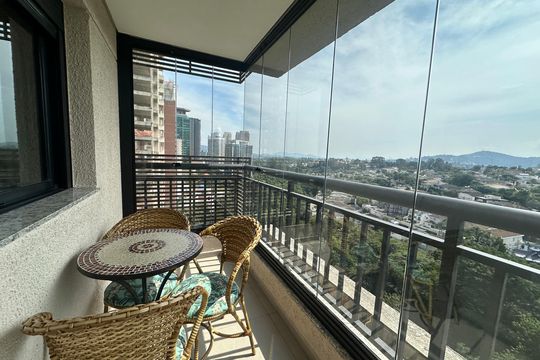 Varanda do Studio de apartamento para alugar com 1 quarto, 46m² em Empresarial 18 do Forte, Barueri