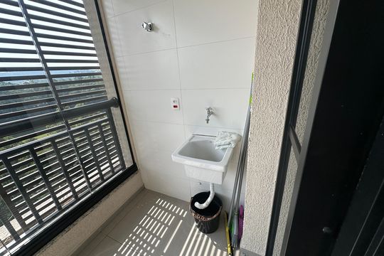Área de Serviço de apartamento para alugar com 1 quarto, 46m² em Empresarial 18 do Forte, Barueri