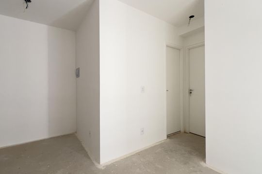 Sala de apartamento à venda com 2 quartos, 44m² em Picanço, Guarulhos