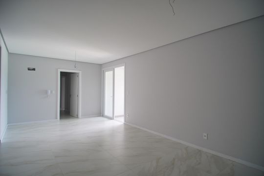 Sala de apartamento à venda com 3 quartos, 100m² em Morro do Espelho, São Leopoldo