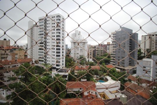 Vista de apartamento para alugar com 3 quartos, 145m² em Petrópolis, Porto Alegre