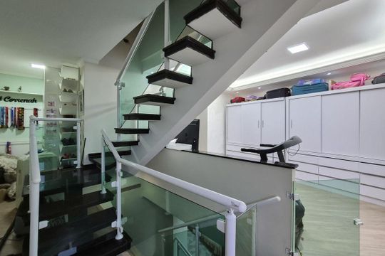 Casa à venda com 3 quartos, 216m² em Parque Terra Nova II, São Bernardo do Campo