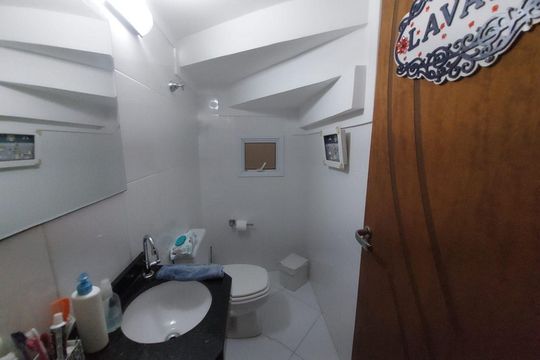Casa à venda com 3 quartos, 125m² em Jardim Andrea Demarchi, São Bernardo do Campo