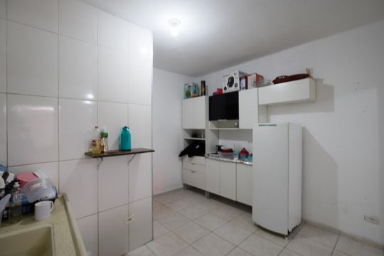 Cozinha de casa para alugar com 2 quartos, 64m² em Jardim Julieta, São Paulo