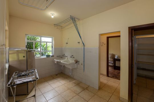 Área de Serviço de casa de condomínio à venda com 4 quartos, 2999m² em Vila do Ouro, Nova Lima