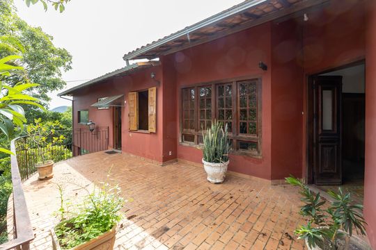 Varanda de casa de condomínio à venda com 4 quartos, 2999m² em Vila do Ouro, Nova Lima
