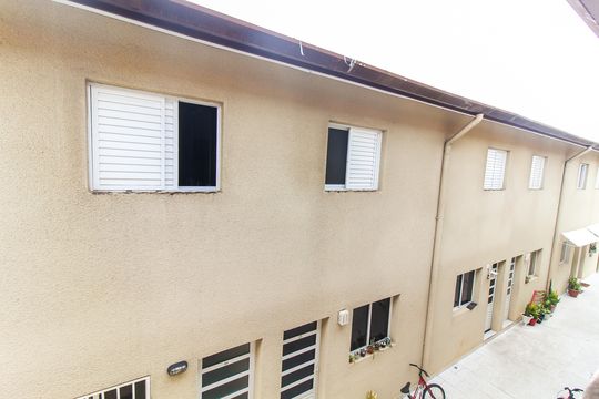 Vista do Quarto 1 de apartamento para alugar com 2 quartos, 52m² em Jardim Lourdes, Ferraz de Vasconcelos