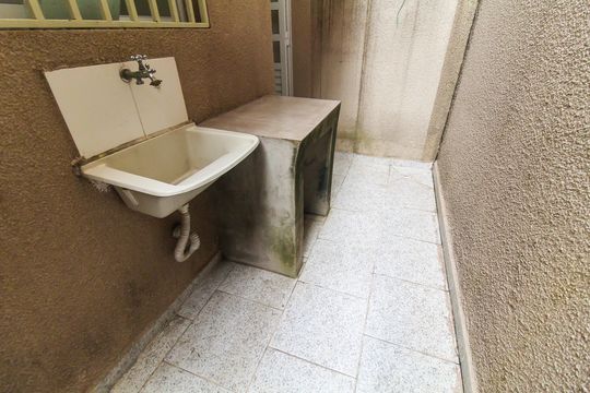 Área de Serviço de apartamento para alugar com 2 quartos, 52m² em Jardim Lourdes, Ferraz de Vasconcelos