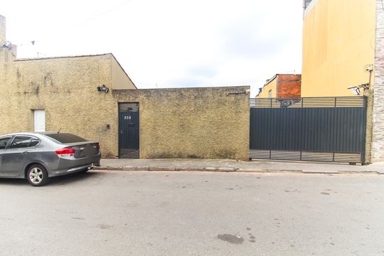 Fachada de apartamento para alugar com 2 quartos, 52m² em Jardim Lourdes, Ferraz de Vasconcelos