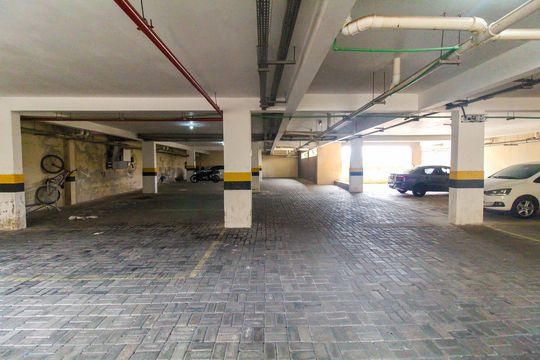 Estacionamento de apartamento para alugar com 2 quartos, 52m² em Jardim Lourdes, Ferraz de Vasconcelos