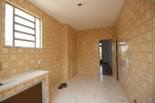 Cozinha de casa para alugar com 2 quartos, 110m² em Curicica, Rio de Janeiro