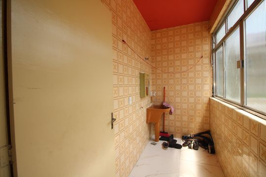Área de Serviço de casa para alugar com 2 quartos, 110m² em Curicica, Rio de Janeiro