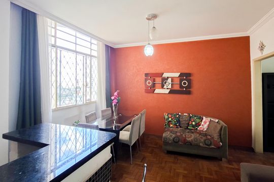 Apartamento para alugar com 3 quartos, 96m² em Centro, Belo Horizonte
