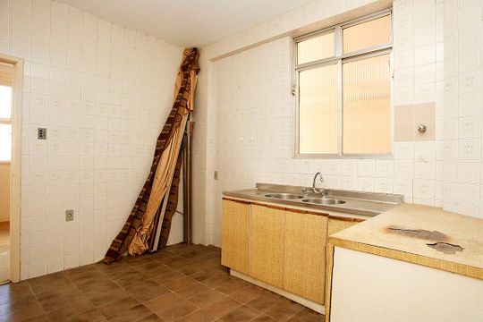 Cozinha de apartamento à venda com 3 quartos, 163m² em Centro Histórico, Porto Alegre