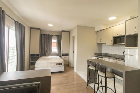 Kitnet/Studio para alugar com 1 quarto, 28m² em Cristo Rei, Curitiba