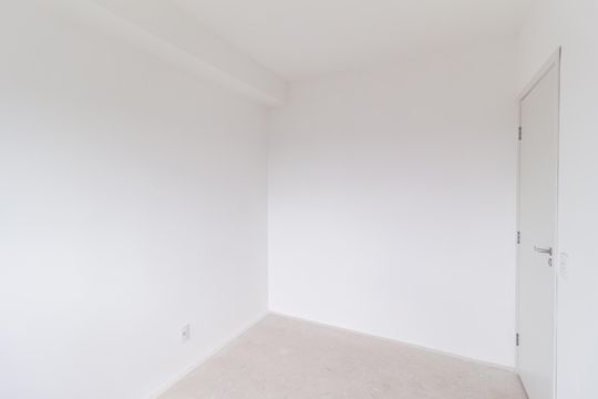 Quarto 1 de apartamento para alugar com 2 quartos, 39m² em Jardim Copiuva, Carapicuíba