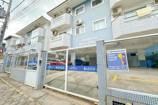 Fachada de apartamento para alugar com 2 quartos, 100m² em Ingleses do Rio Vermelho, Florianópolis