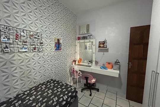 Casa à venda com 2 quartos, 110m² em Ramos, Rio de Janeiro