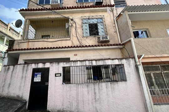 Casa à venda com 2 quartos, 110m² em Ramos, Rio de Janeiro