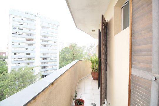 Varanda Suíte de apartamento à venda com 2 quartos, 100m² em Jardim Ampliacao, São Paulo