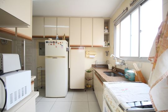 Cozinha de apartamento à venda com 2 quartos, 100m² em Jardim Ampliacao, São Paulo