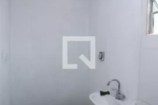 Banheiro de casa à venda com 3 quartos, 70m² em Parque Continental I, Guarulhos