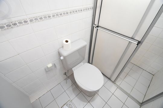 Banheiro Social de apartamento à venda com 2 quartos, 74m² em Jardim Chapadão, Campinas