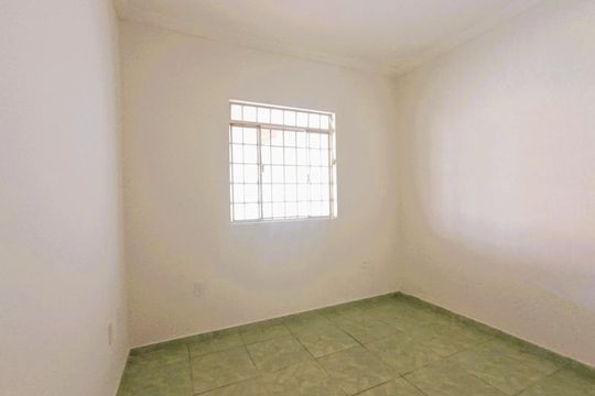 Sala de casa para alugar com 2 quartos, 80m² em Jardim das Alterosas - 2ª Seção, Betim