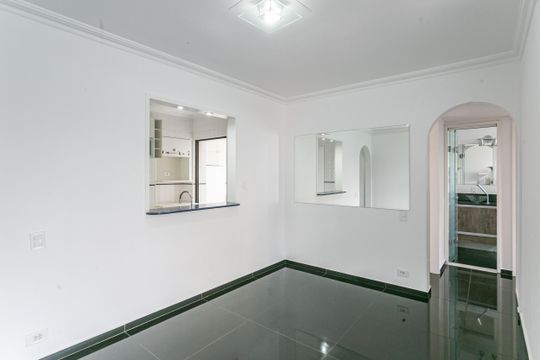 Sala de apartamento à venda com 2 quartos, 60m² em Vila Gumercindo, São Paulo