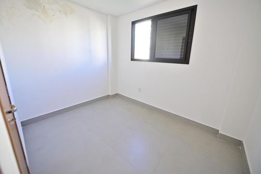 Apartamento à venda com 2 quartos, 60m² em Vila Rosa, Goiânia
