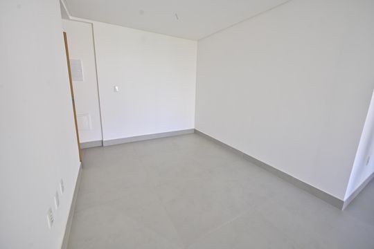 Apartamento à venda com 2 quartos, 60m² em Vila Rosa, Goiânia