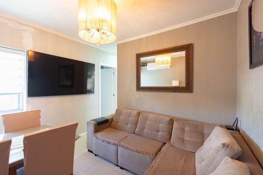 Apartamento para alugar com 2 quartos, 43m² em Guajuviras, Canoas