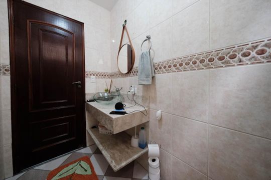 Lavabo de casa à venda com 4 quartos, 192m² em Parque Savoi City, São Paulo