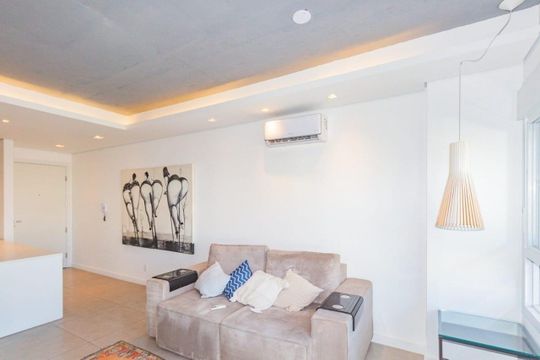 Sala  de kitnet/studio para alugar com 1 quarto, 42m² em Partenon, Porto Alegre