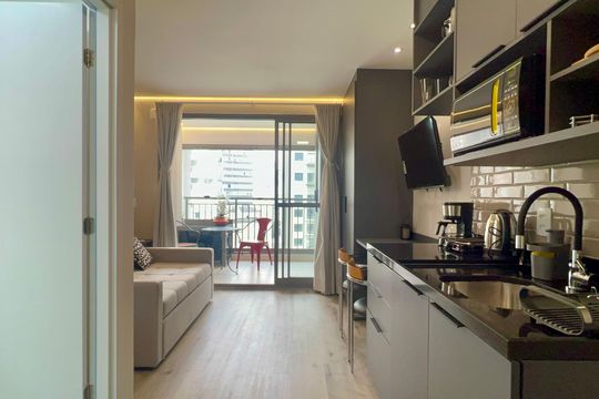 Cozinha de kitnet/studio à venda com 1 quarto, 26m² em Pompeia, São Paulo