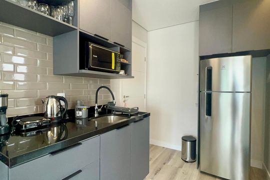 Cozinha de kitnet/studio à venda com 1 quarto, 26m² em Pompeia, São Paulo