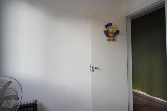 Quartos 1 de apartamento para alugar com 2 quartos, 48m² em Restinga, Porto Alegre
