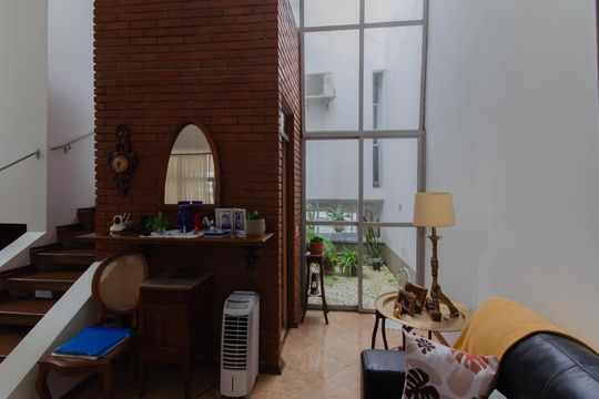 Sala de Jantar de casa à venda com 3 quartos, 250m² em Jardim da Gloria, São Paulo