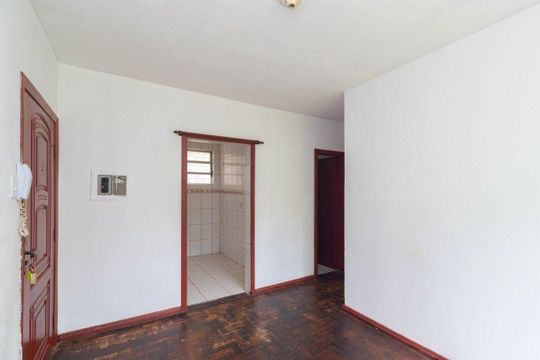 Sala de apartamento à venda com 2 quartos, 43m² em Santo Antônio, Porto Alegre