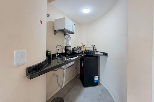 Cozinha de apartamento para alugar com 1 quarto, 34m² em Liberdade, São Paulo